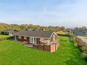 Holiday Home Ruusu - 300m from the sea by Interhome
